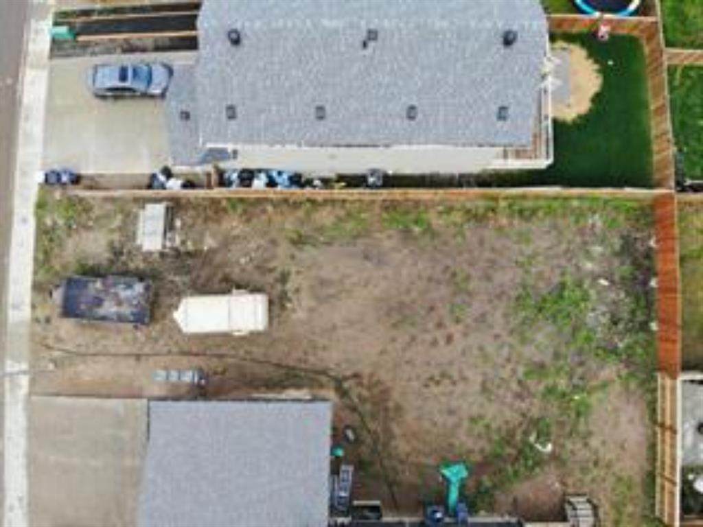 105 Amberwood Court - Photo 1