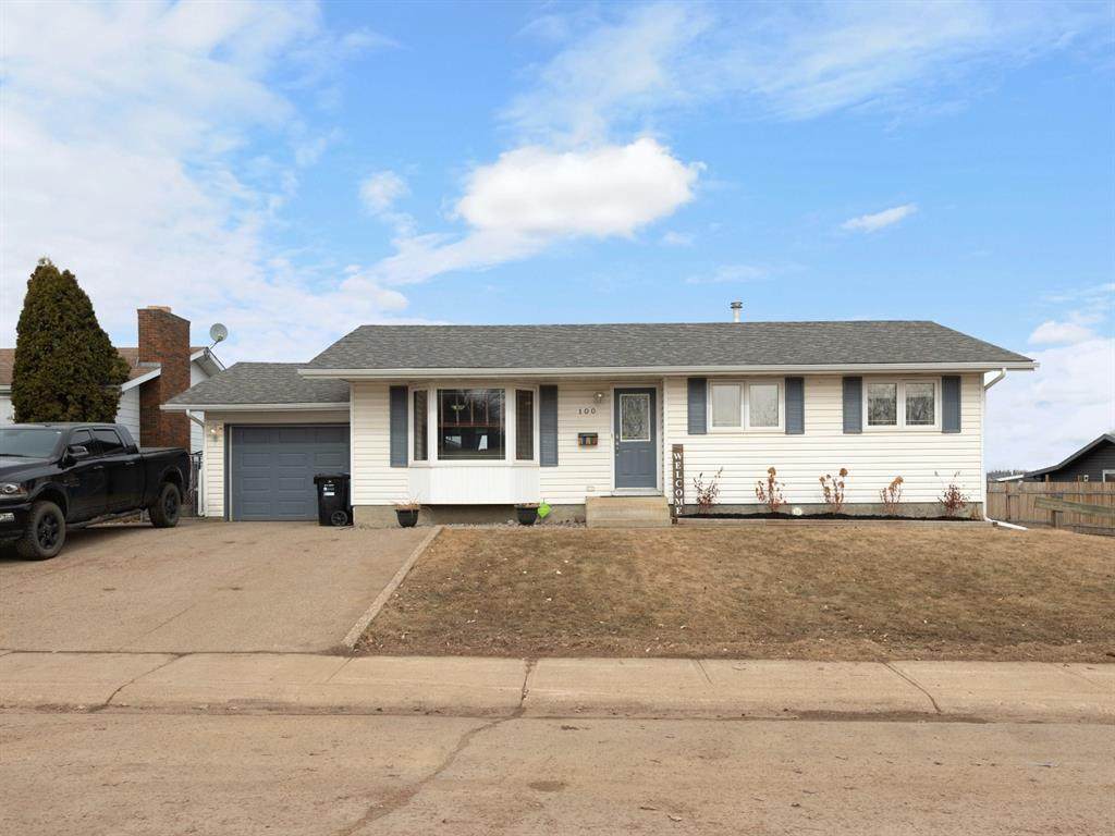 100 Beaufort Crescent - Photo 1