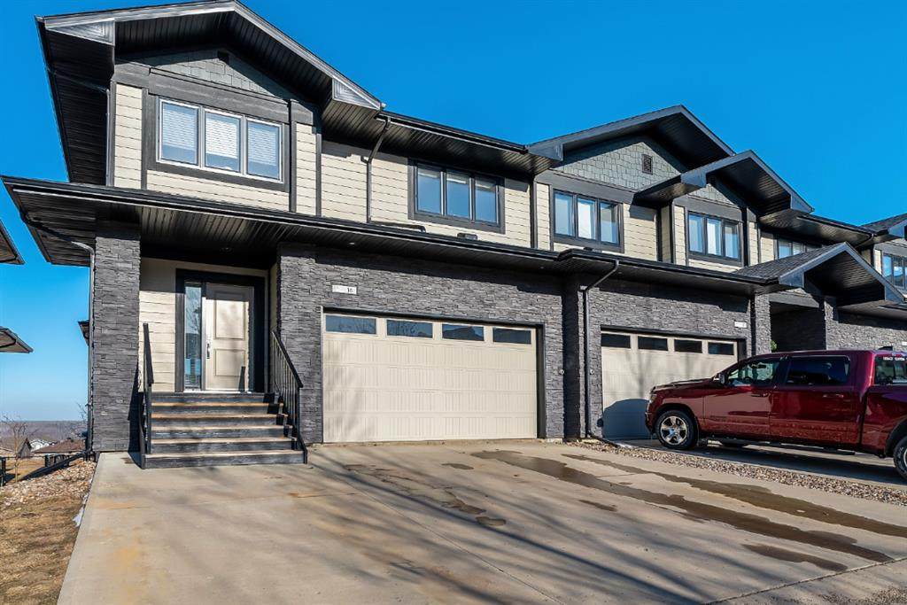 208 Sparrow Hawk Drive - Photo 1