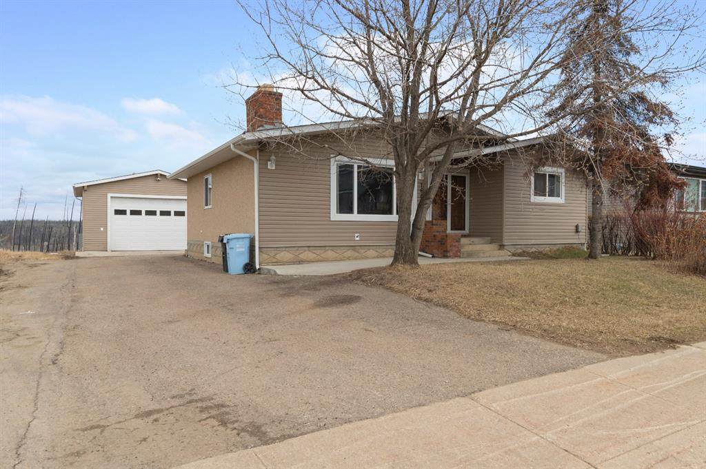 160 Beaconwood Place - Photo 1