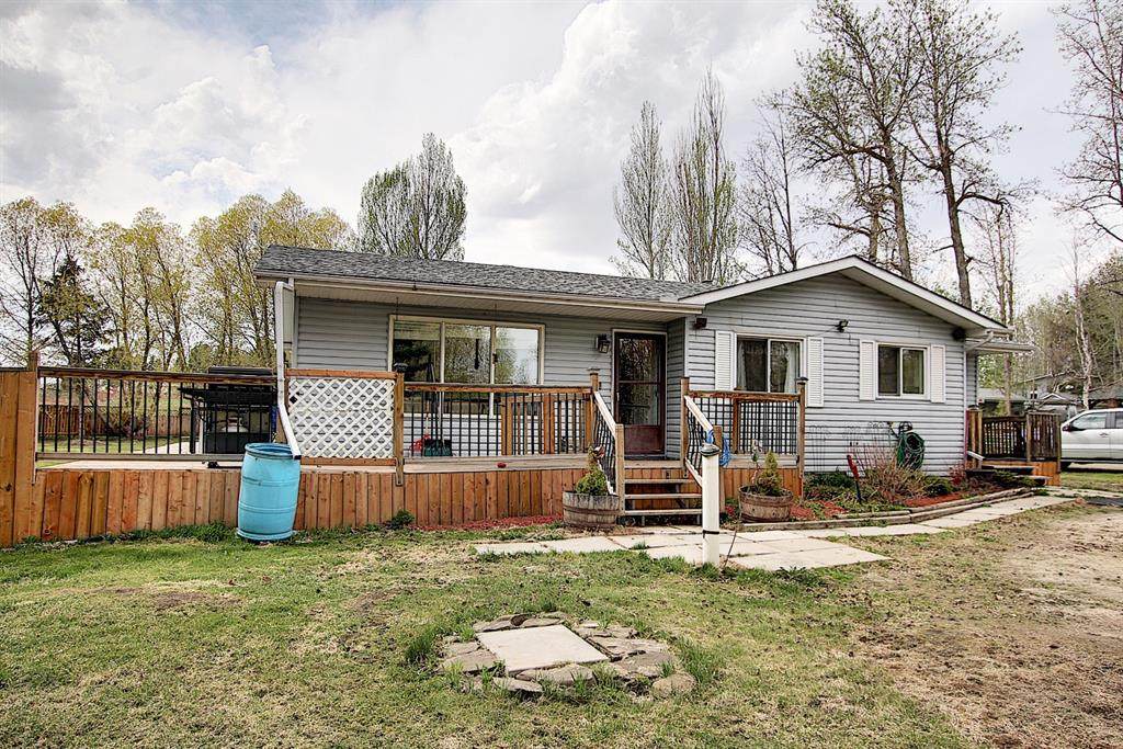12 Woodland Crescent - Photo 1