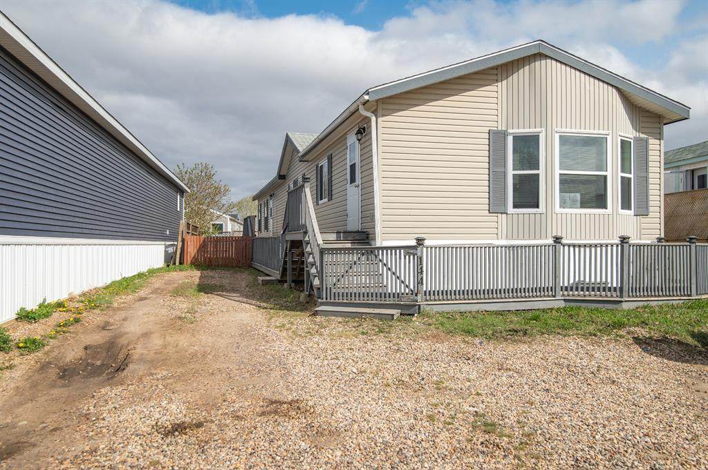 144 Greenbriar Bay - Photo 1