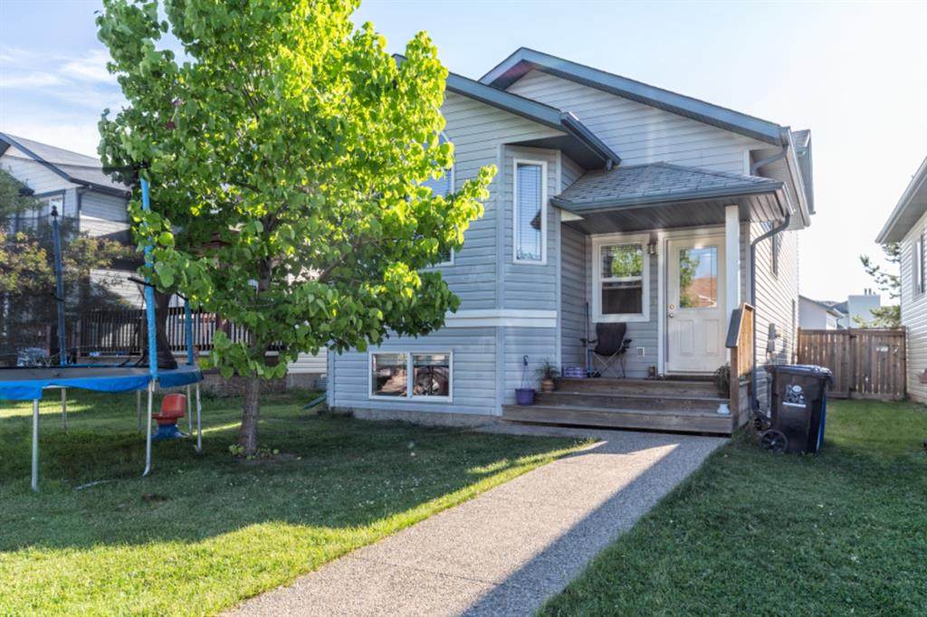 228 Paris Crescent - Photo 1