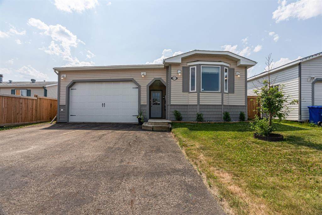 277 Harpe Way - Photo 1