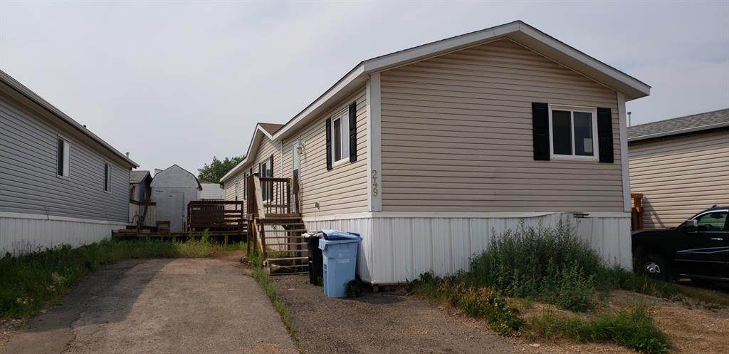 249 Grey Crescent - Photo 1