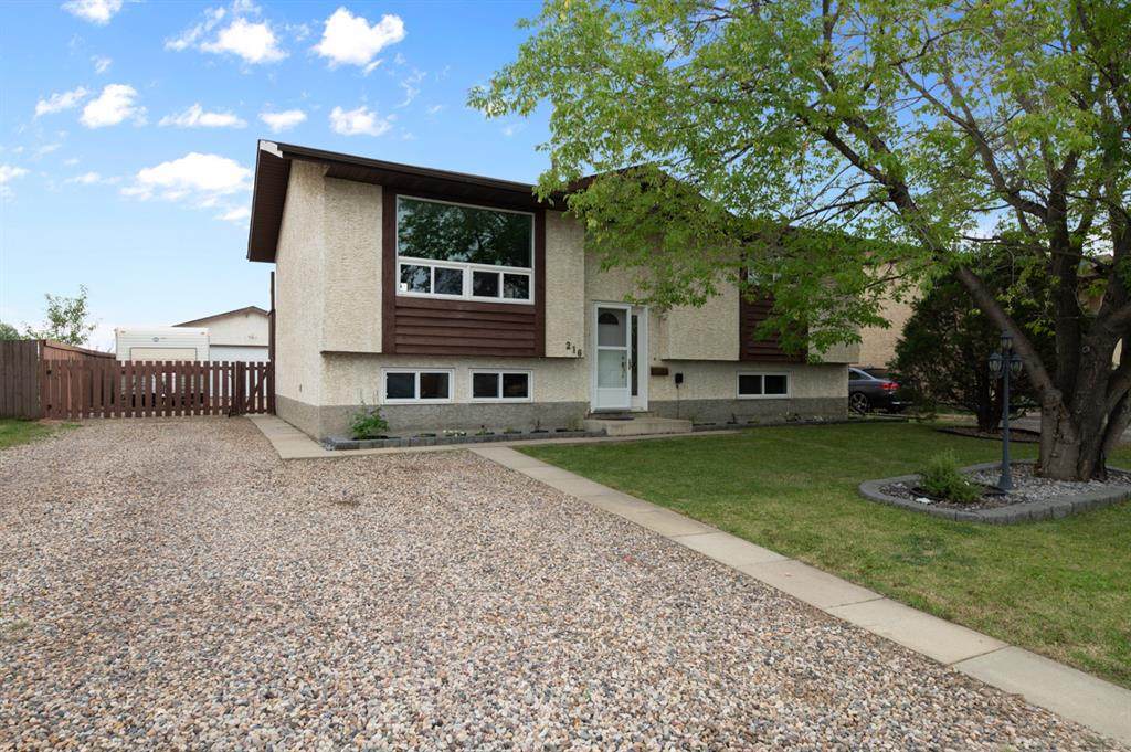 216 Fullerton Drive - Photo 1