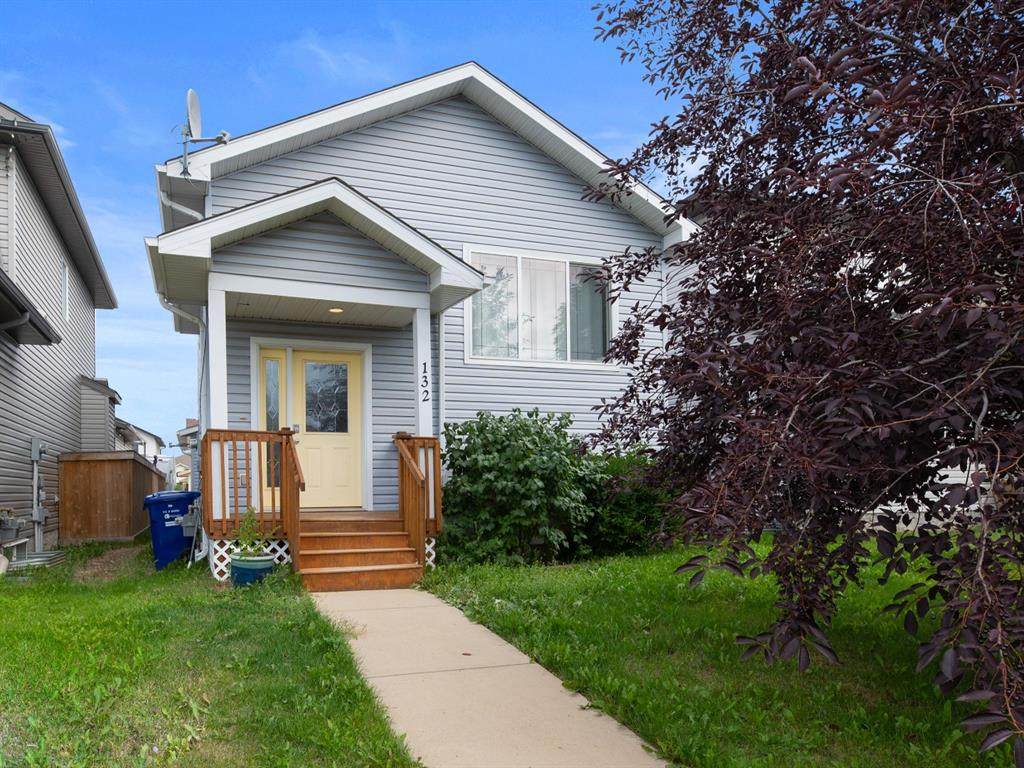 132 Fox Crescent - Photo 1