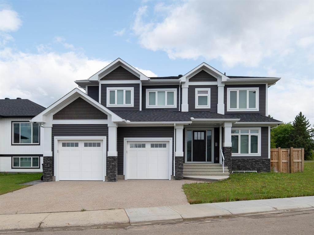 196 Beaverglen Close - Photo 1