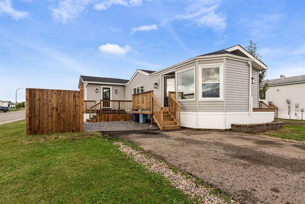 203 Cree Lane - Photo 1