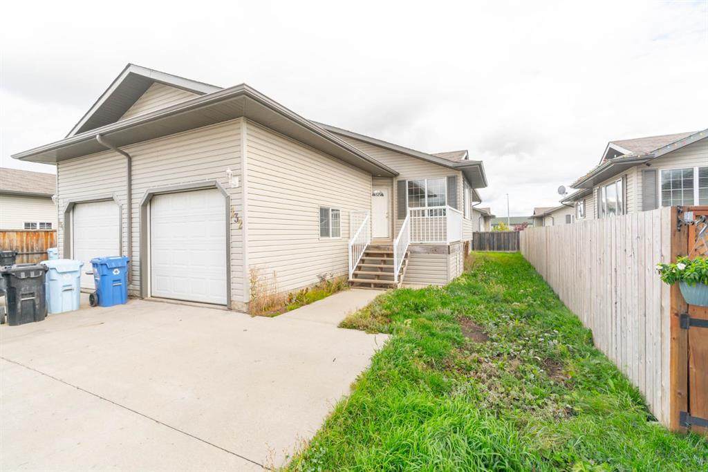 132 O'coffey Crescent - Photo 1
