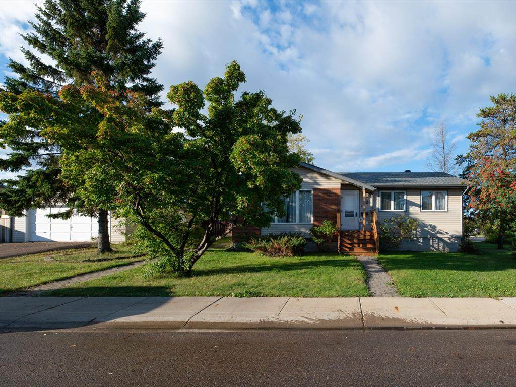 101 Ermine Crescent - Photo 1