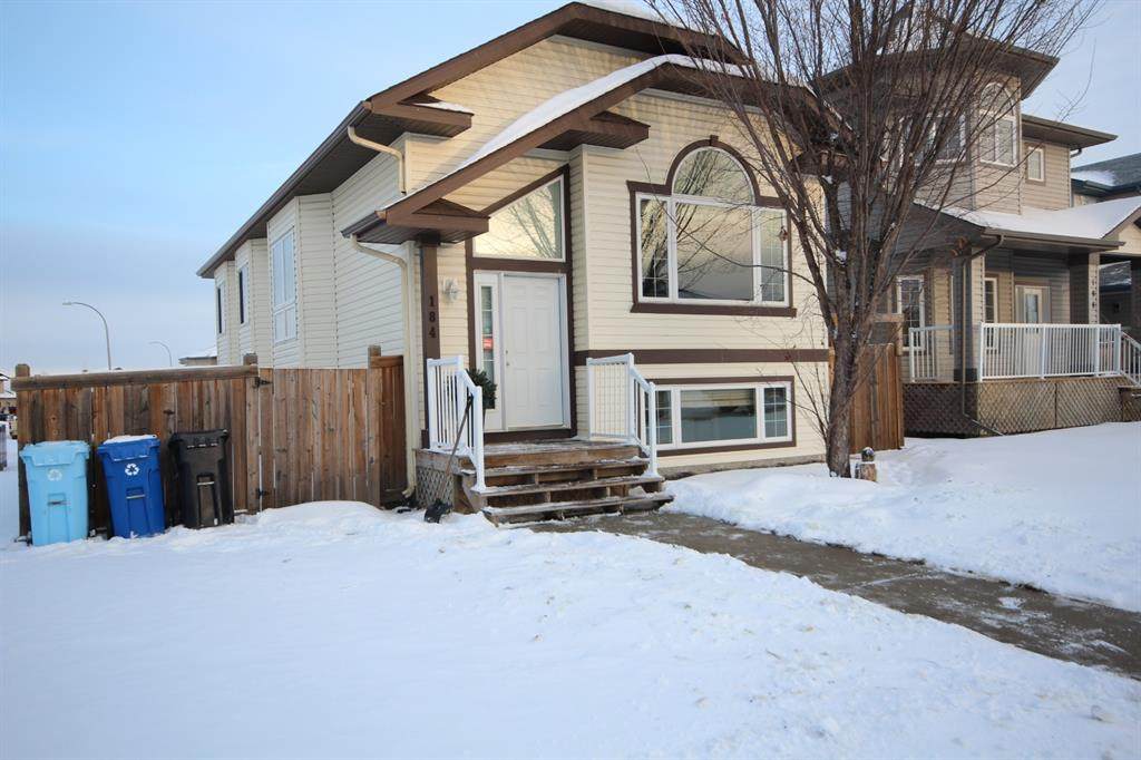 184 Paris Crescent - Photo 1