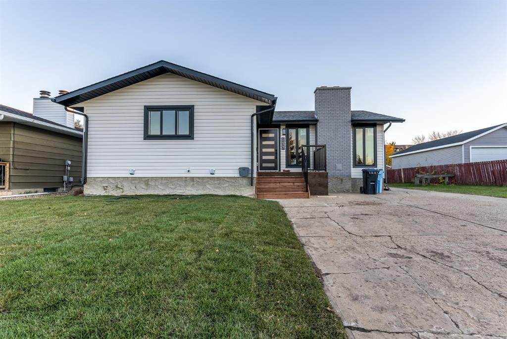 157 Whiteoak Garden - Photo 1