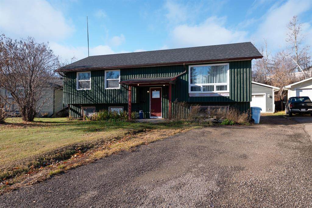 22 Moberly Crescent - Photo 1