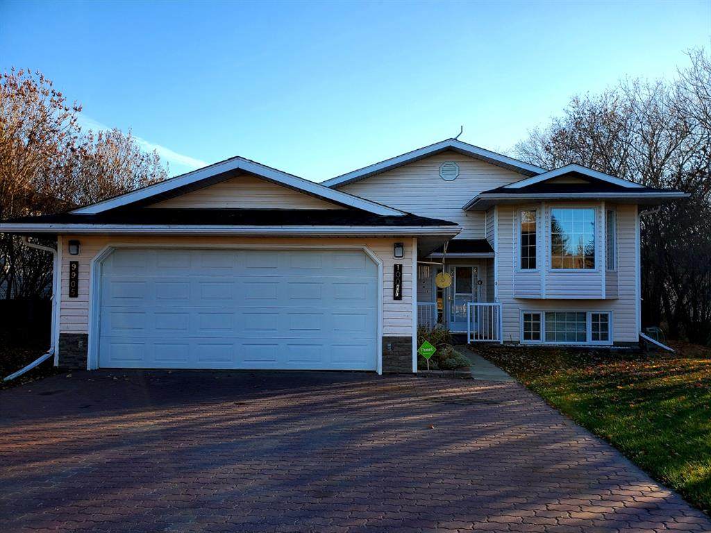 9905 100 Avenue - Photo 1