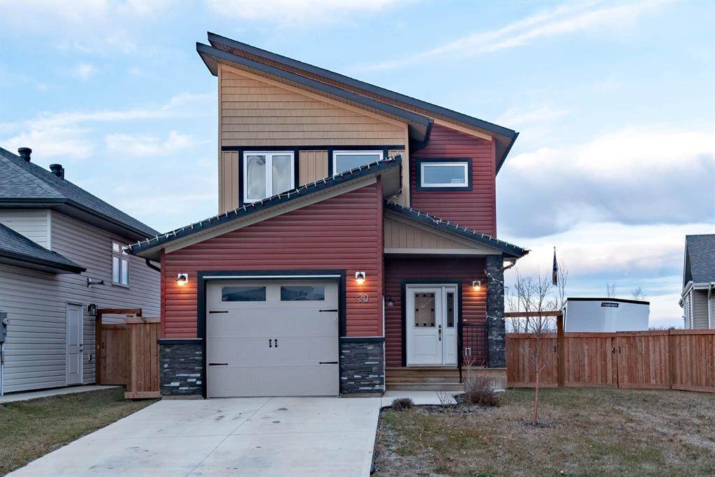 130 Adrian Crescent - Photo 1