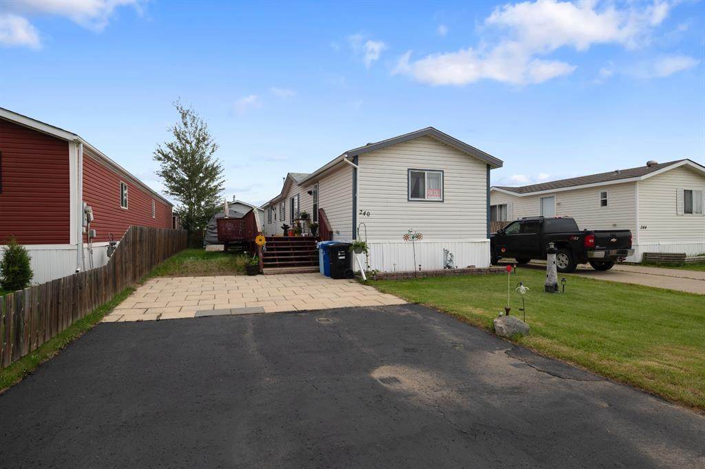240 Palomino Close - Photo 1