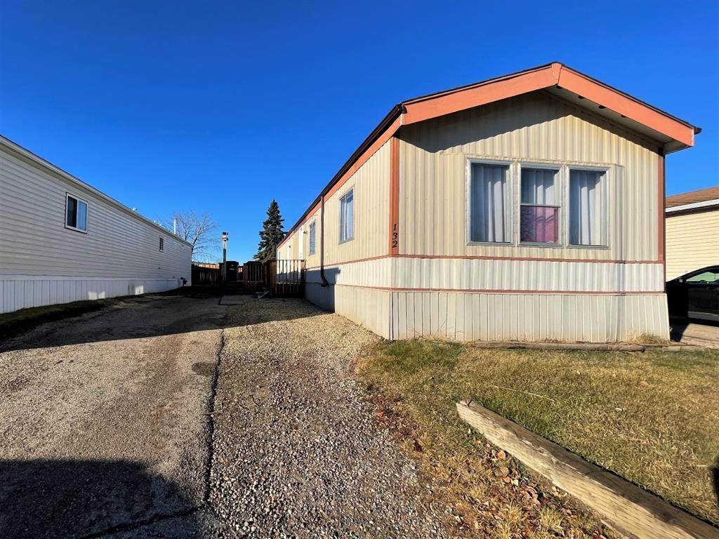 132 Grey Crescent - Photo 1