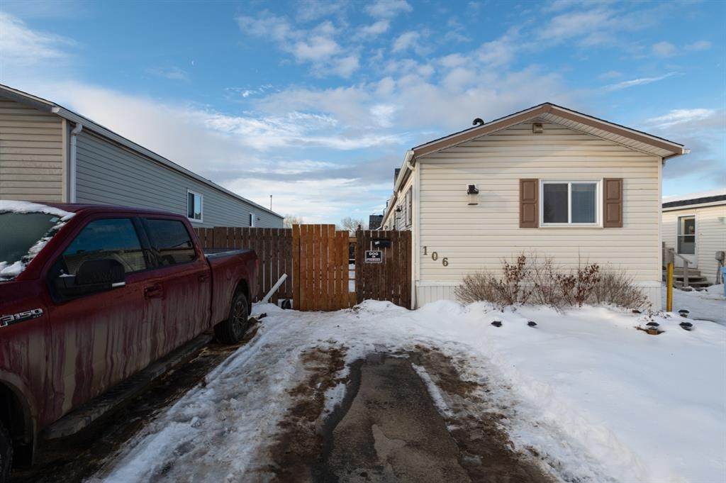 106 Grant Way - Photo 1