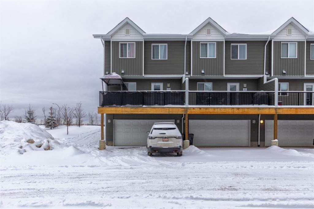 401 Athabasca Avenue - Photo 1