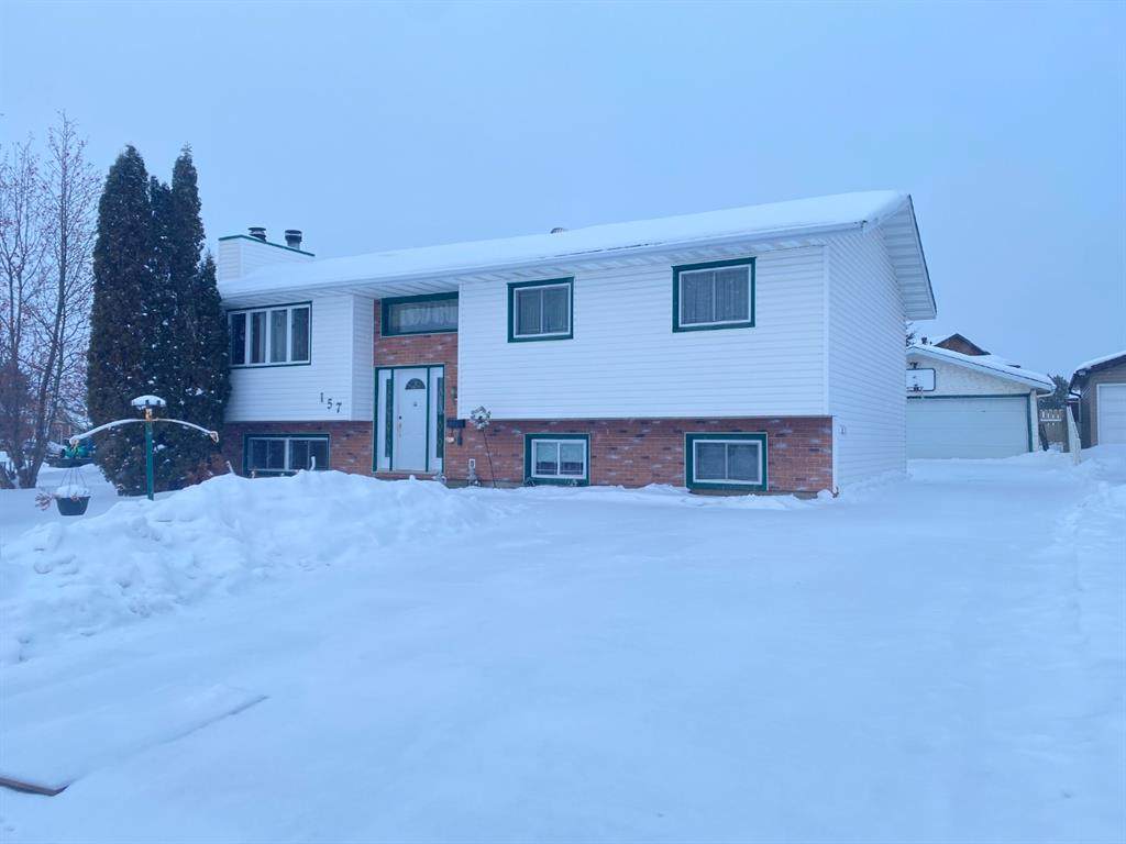 157 Wapiti Crescent - Photo 1