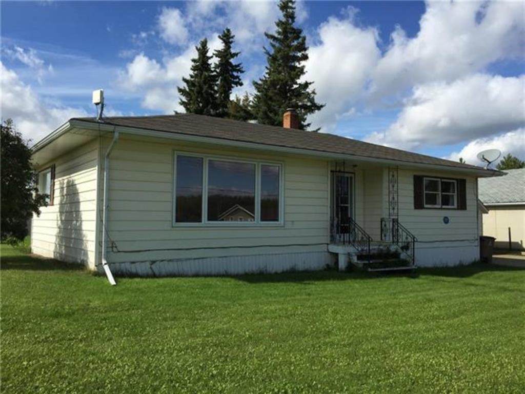 9702 100 Street - Photo 1