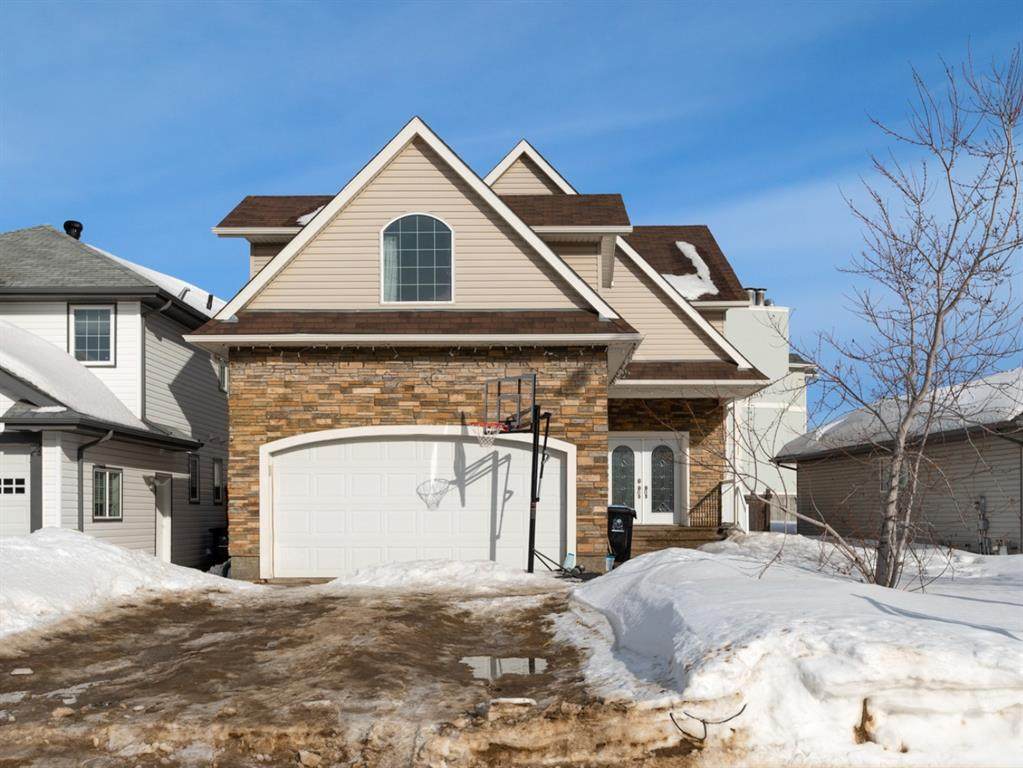 117 Paris Crescent - Photo 1