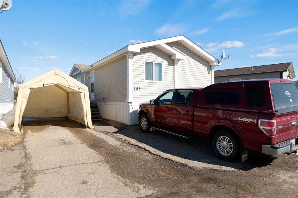 185 Grandview Crescent - Photo 1