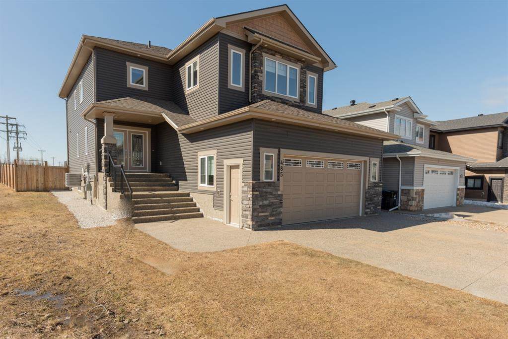 485 Walnut Crescent - Photo 1