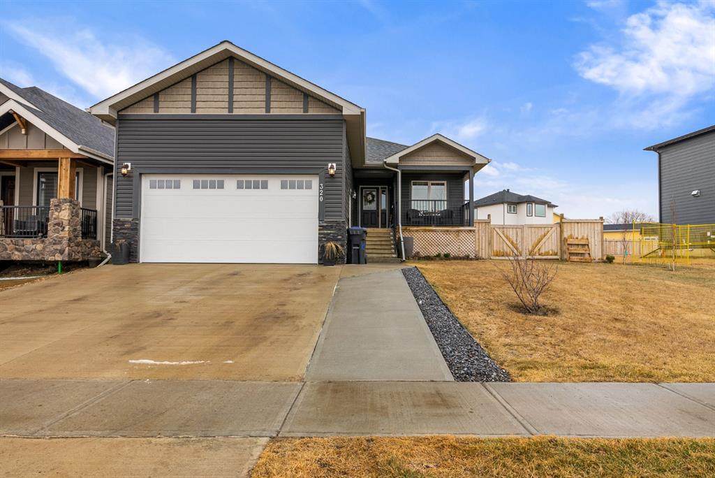 320 Beacon Hill Drive - Photo 1