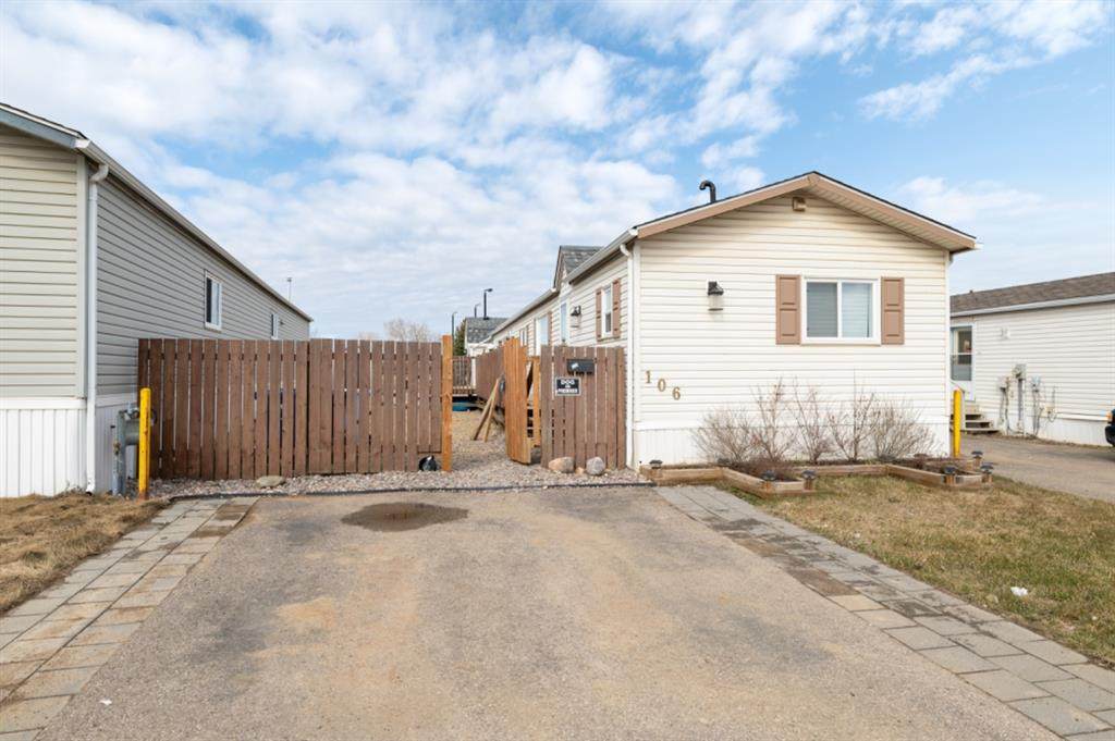 106 Grant Way - Photo 1