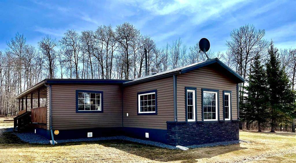 258 63303 Highway 867 - Photo 1
