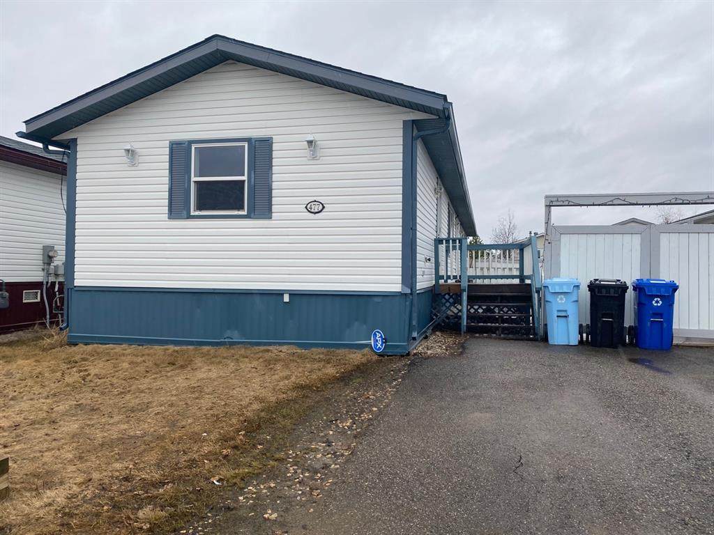 477 Mckinlay Crescent - Photo 1