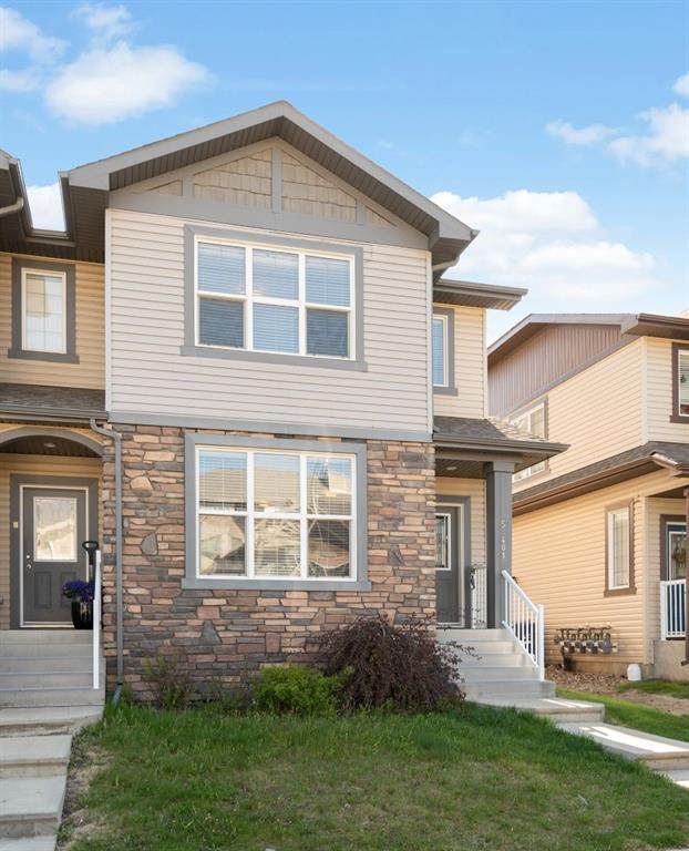 401 Sparrow Hawk Drive - Photo 1