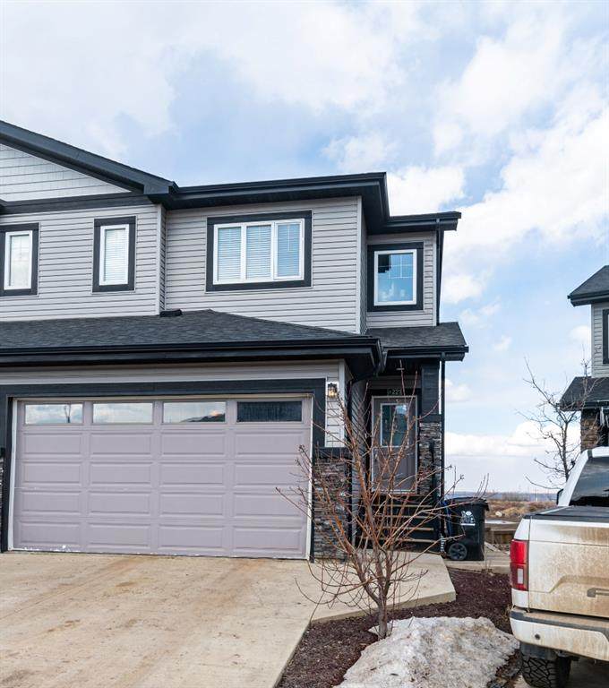221 Collicott Drive - Photo 1