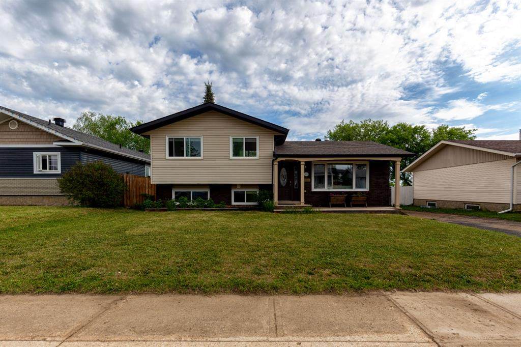 165 Beaumont Crescent - Photo 1