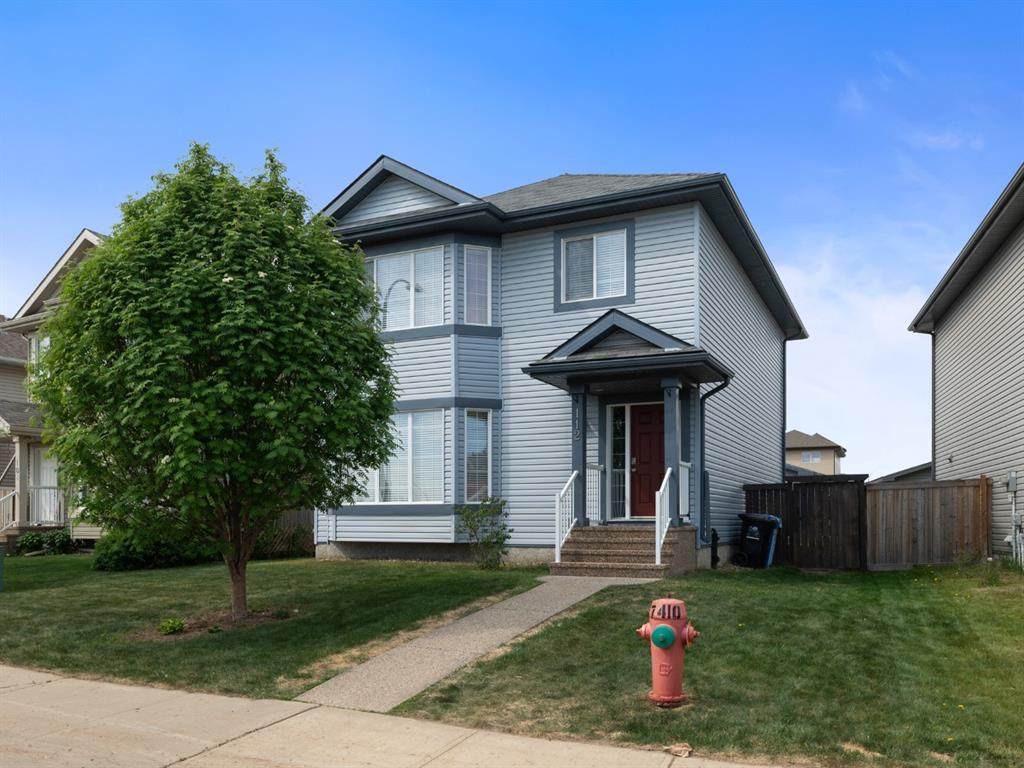 112 Fireweed Crescent - Photo 1