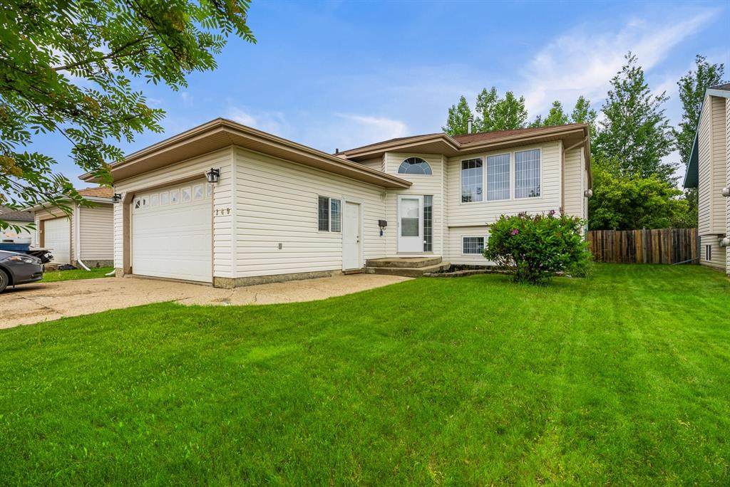 149 Brachett Crescent - Photo 1