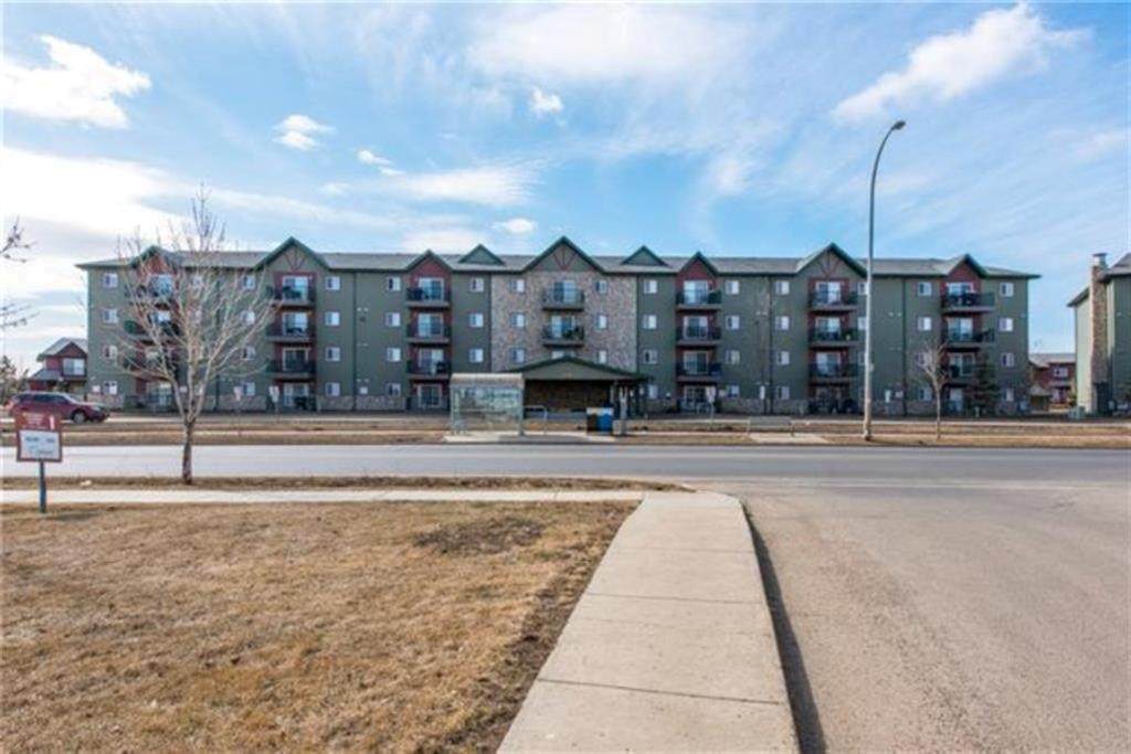 200 Lougheed Drive - Photo 1
