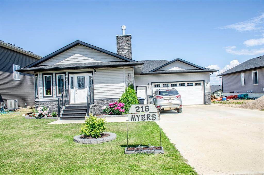 216 Beaverlodge Close - Photo 1