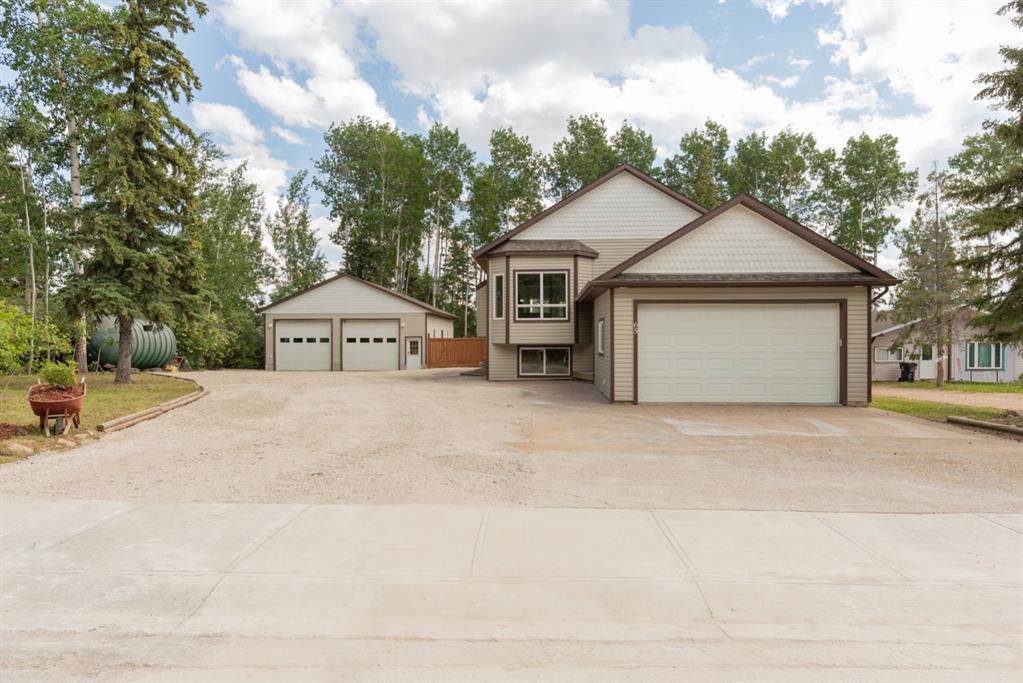 65 Aspen Crescent - Photo 1