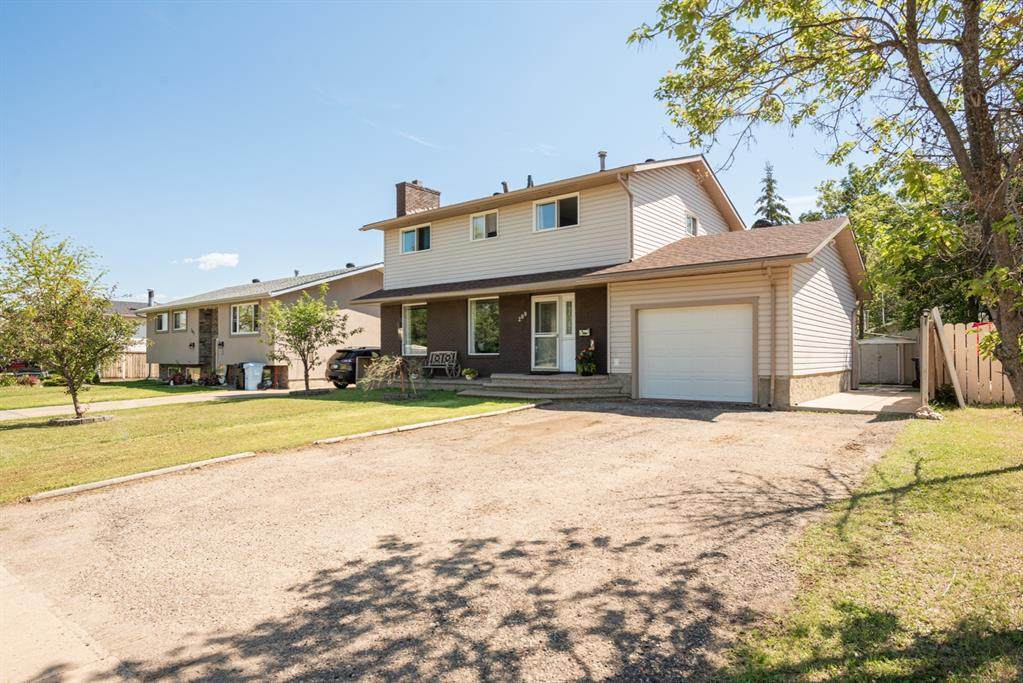 209 Hillcrest Drive - Photo 1