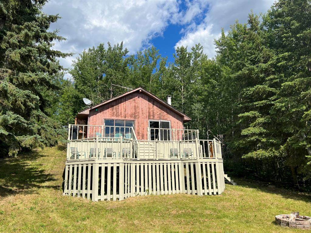 402 Lake (Golden Sands) Drive - Photo 1