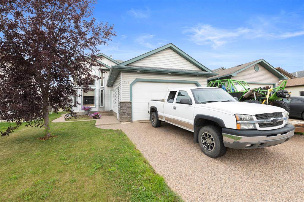 121 Coyote Crescent - Photo 1