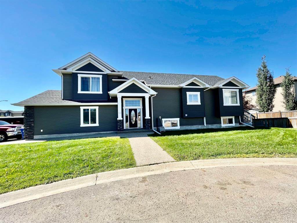 142 Mayflower Bay - Photo 1