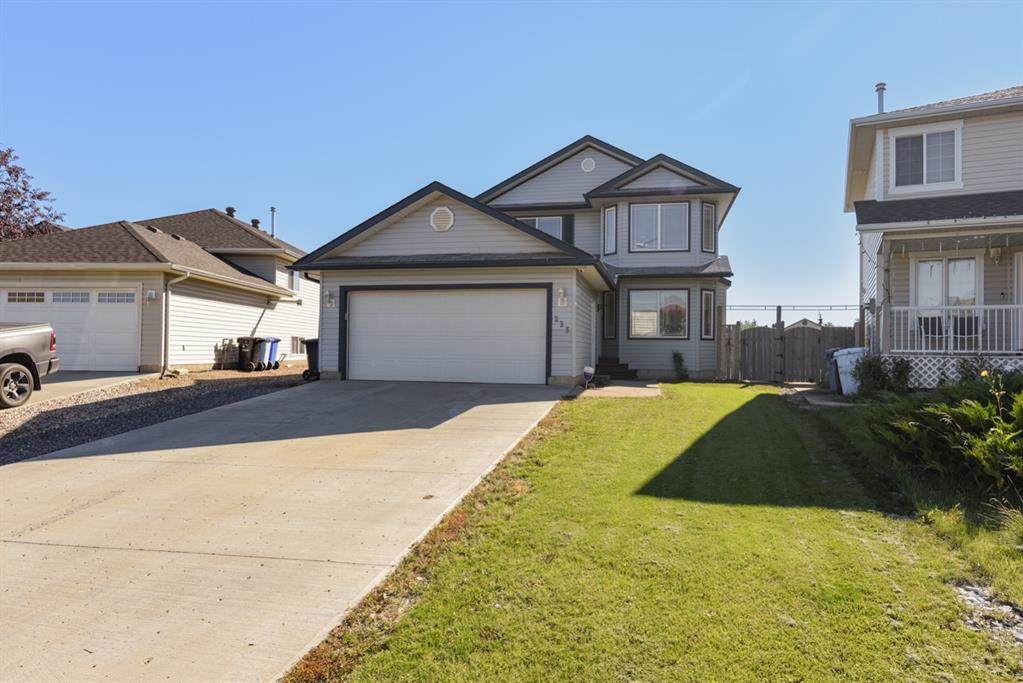 233 Diefenbaker Drive - Photo 1