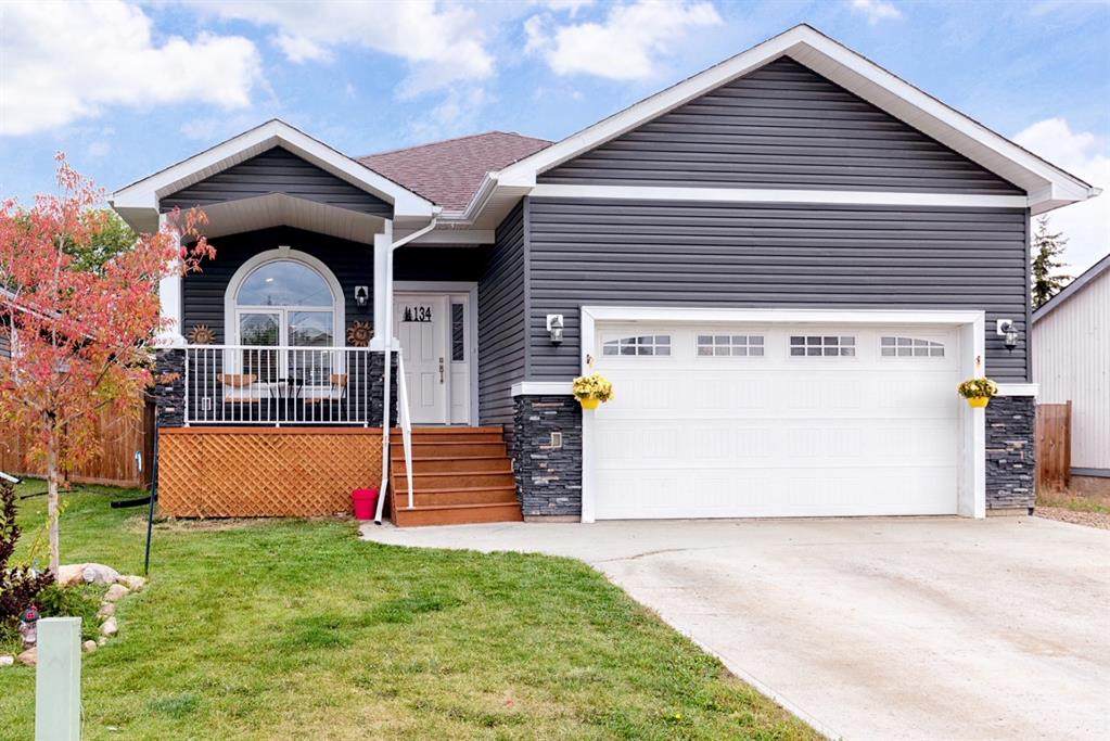 134 Parmenter Crescent - Photo 1