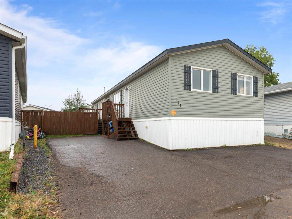 145 Gregoire Crescent - Photo 1
