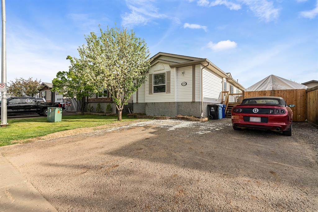 309 Ash Way - Photo 1