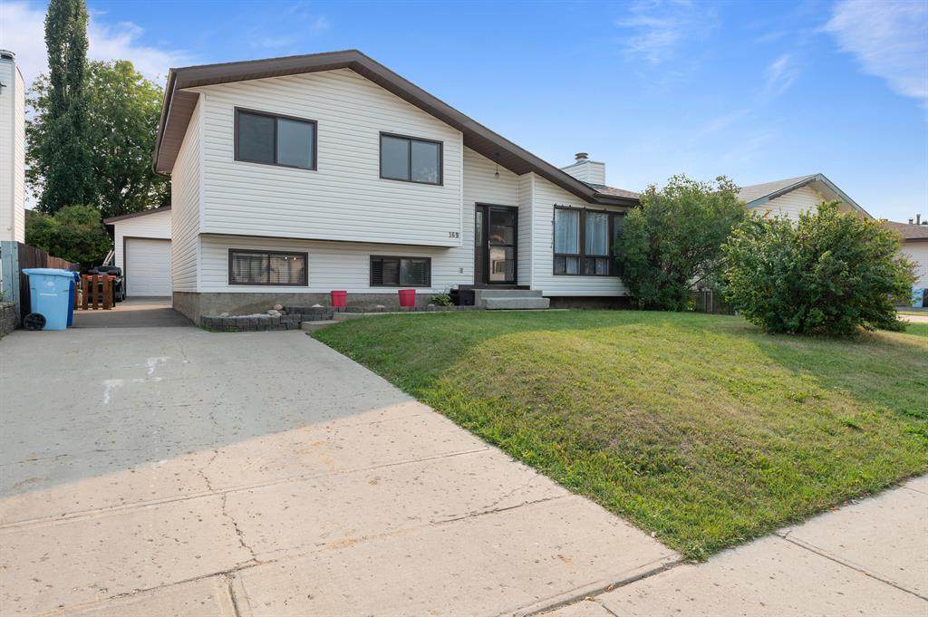 169 Wapiti Crescent - Photo 1